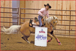Bailey and Peaches going for a win!
